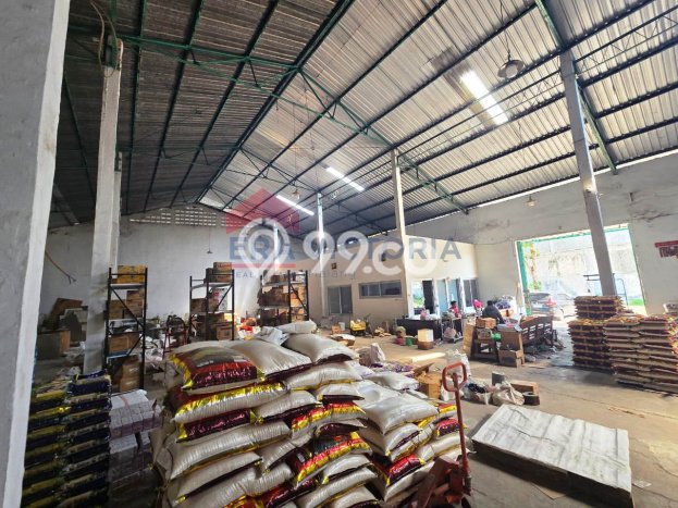 Gudang Disewa di Kedungkandang, Malang, LT 3000m2 / LB 900m2 Gudang Disewa di Kedungkandang, Malang, LT 3000m2 / LB 900m2