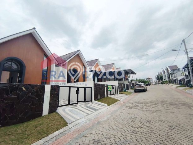 Jarang Ada! Rumah Sewa 3 Kamar Bagus Siap Huni Tidar Jarang Ada! Rumah Sewa 3 Kamar Bagus Siap Huni Tidar