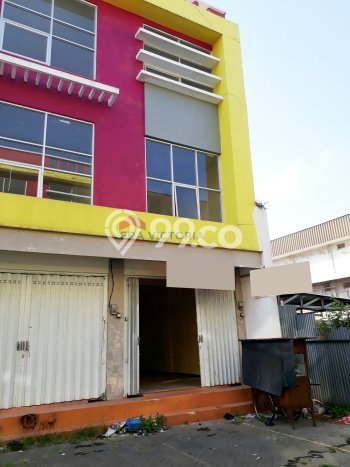 Ruko Dijual di Malang LT 53m2 & LB 84m2 Lokasi Terbaik! Ruko Dijual di Malang LT 53m2 & LB 84m2 Lokasi Terbaik!