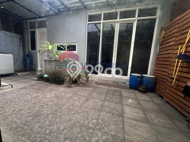 Dijual Rumah 4 Kamar Lokasi Ideal Nyaman dan Strategis di Blimbing Dijual Rumah 4 Kamar Lokasi Ideal Nyaman dan Strategis di Blimbing