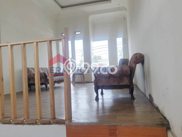 AREA TERBAIK! Ruko di Wagir, Luas 120m2m², Pengunjung Tinggi AREA TERBAIK! Ruko di Wagir, Luas 120m2m², Pengunjung Tinggi