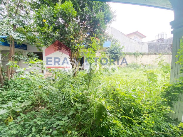 LISTING BARU! Rumah di Blimbing, Ready, 6 KT, Dekat Blimbing, Malang, Malang, LT 1019m2m² Bangunan 1149m2m² LISTING BARU! Rumah di Blimbing, Ready, 6 KT, Dekat Blimbing, Malang, Malang, LT 1019m2m² Bangunan 1149m2m²