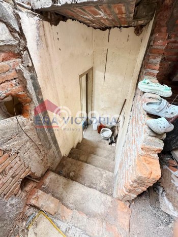For Sale Rumah 5 Kamar Lokasi Strategis Bagus dan Strategis di Batu For Sale Rumah 5 Kamar Lokasi Strategis Bagus dan Strategis di Batu