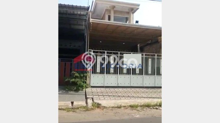 Ruko Dijual di Ngronggot LT 317m2, LB 384m2 Solusi Investasi Cerdas Ruko Dijual di Ngronggot LT 317m2, LB 384m2 Solusi Investasi Cerdas