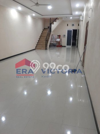 Ruko Dijual di Ngronggot LT 317m2, LB 384m2 Solusi Investasi Cerdas Ruko Dijual di Ngronggot LT 317m2, LB 384m2 Solusi Investasi Cerdas