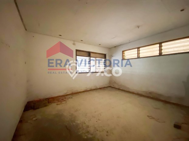 LISTING BARU! Rumah di Blimbing, Ready, 6 KT, Dekat Blimbing, Malang, Malang, LT 1019m2m² Bangunan 1149m2m² LISTING BARU! Rumah di Blimbing, Ready, 6 KT, Dekat Blimbing, Malang, Malang, LT 1019m2m² Bangunan 1149m2m²