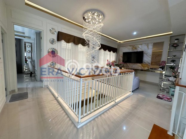 Disewakan Rumah Konsep Modern di Lowokwaru Malang dengan 5 KT Disewakan Rumah Konsep Modern di Lowokwaru Malang dengan 5 KT
