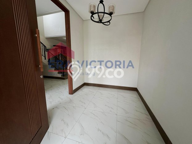 Disewakan Segera Rumah Kondisi Baik di Kawasan Blimbing, Malang Disewakan Segera Rumah Kondisi Baik di Kawasan Blimbing, Malang
