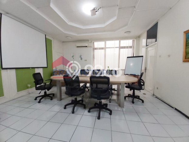 Komersial Bagus Dijual LB 560m2 Lokasi Strategis Malang Area Cocok untuk Bisnis Komersial Bagus Dijual LB 560m2 Lokasi Strategis Malang Area Cocok untuk Bisnis