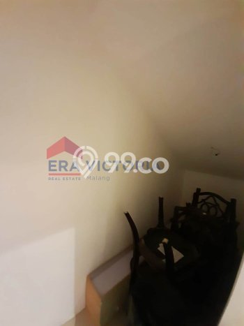 Jarang Ada! Rumah Sewa 4 Kamar Nyaman Siap Huni Buring Jarang Ada! Rumah Sewa 4 Kamar Nyaman Siap Huni Buring