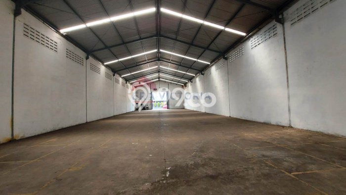 Unit Gudang disewakan di Lawang Malang dengan LT 468m2 / LB 468m2 Unit Gudang disewakan di Lawang Malang dengan LT 468m2 / LB 468m2