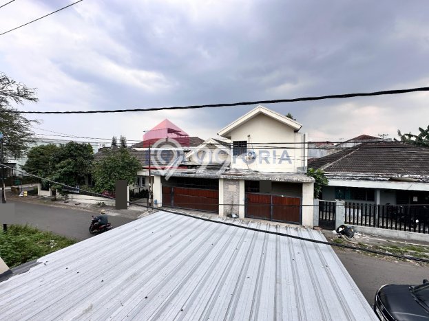 Dijual Rumah 6 Kamar Lokasi Strategis Nyaman dan Strategis di Lowokwaru Dijual Rumah 6 Kamar Lokasi Strategis Nyaman dan Strategis di Lowokwaru