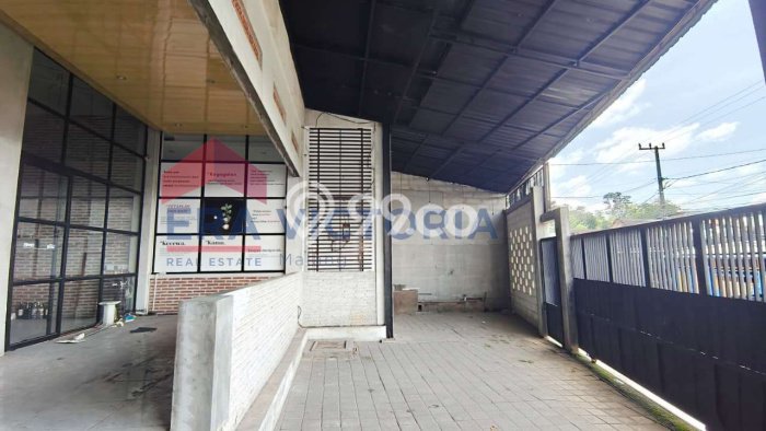 Best Deal Hunian Mewah Ideal dan Luas di Pakis, Malang Best Deal Hunian Mewah Ideal dan Luas di Pakis, Malang