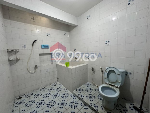 Dijual Rumah 6 Kamar Lokasi Strategis Nyaman dan Strategis di Lowokwaru Dijual Rumah 6 Kamar Lokasi Strategis Nyaman dan Strategis di Lowokwaru