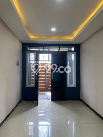 Rumah Luas Asri 8 KT Siap Pakai di Cisaranten Bandung Rumah Luas Asri 8 KT Siap Pakai di Cisaranten Bandung
