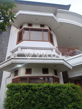 Jual Rumah Mewah Megah Dengan View Cantik di Bandung Kota, Bandung Jual Rumah Mewah Megah Dengan View Cantik di Bandung Kota, Bandung