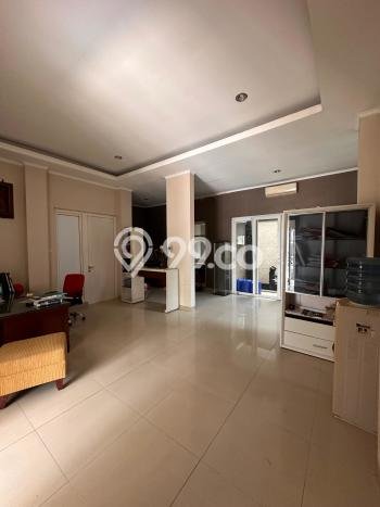 Unit Ruko Dijual di Bandung LT 210m2 & LB 350m2 Unit Ruko Dijual di Bandung LT 210m2 & LB 350m2