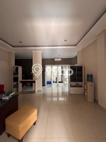 Unit Ruko Dijual di Bandung LT 210m2 & LB 350m2 Unit Ruko Dijual di Bandung LT 210m2 & LB 350m2