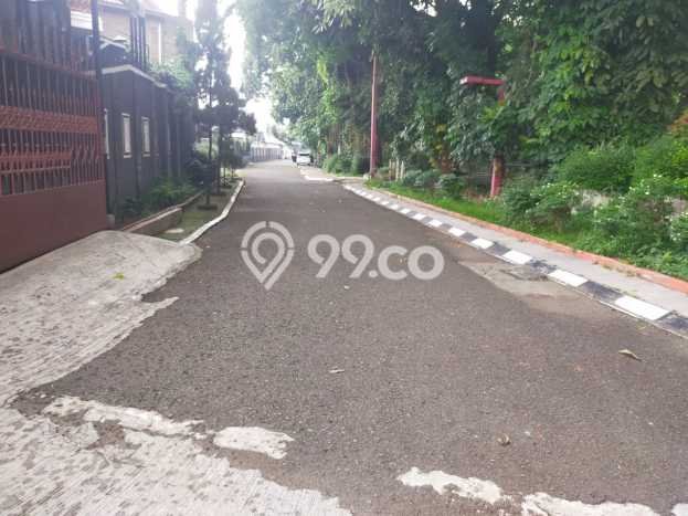 Rumah Elit Modern Tanpa Renovasi di Buah Batu Bandung Rumah Elit Modern Tanpa Renovasi di Buah Batu Bandung