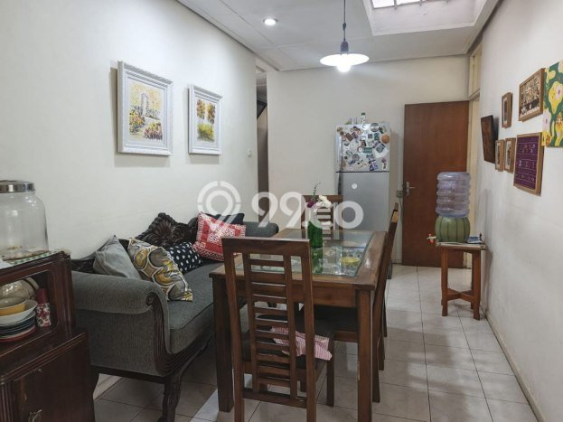 For Sale! Luxury House LT 240m2 Desain Modern di Bandung Kota For Sale! Luxury House LT 240m2 Desain Modern di Bandung Kota