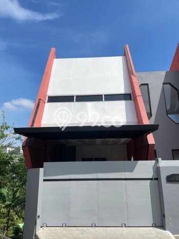 Jual Rumah Favorit Siap Huni LB 150m2 di Coblong, Bandung Jual Rumah Favorit Siap Huni LB 150m2 di Coblong, Bandung