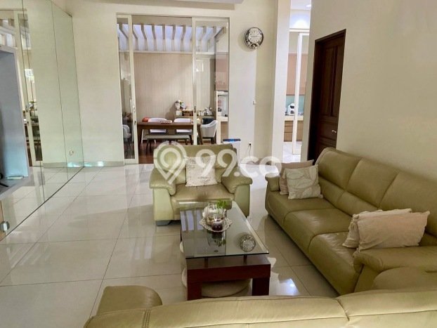 Rumah Elit Modern Tanpa Renovasi di Pantai Indah Kapuk Jakarta Utara Rumah Elit Modern Tanpa Renovasi di Pantai Indah Kapuk Jakarta Utara