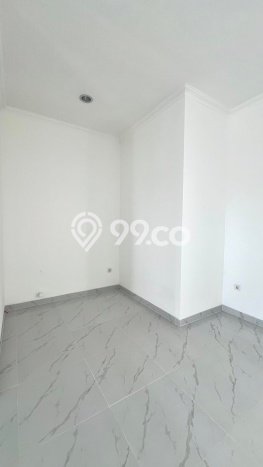 Ready to Use! Luxury House LT 120m2 Desain Elegan di Pantai Indah Kapuk 2 Ready to Use! Luxury House LT 120m2 Desain Elegan di Pantai Indah Kapuk 2