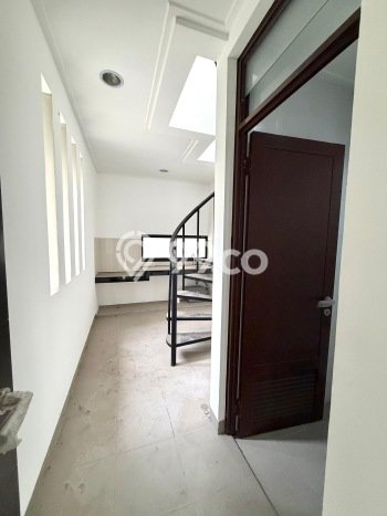 Rumah Elit Modern Siap Huni di Pantai Indah Kapuk 2 Jakarta Utara Rumah Elit Modern Siap Huni di Pantai Indah Kapuk 2 Jakarta Utara