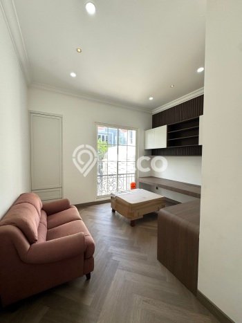 Jual Rumah Mewah Elegan Dengan View Cantik di Permata Buana, Jakarta Barat Jual Rumah Mewah Elegan Dengan View Cantik di Permata Buana, Jakarta Barat