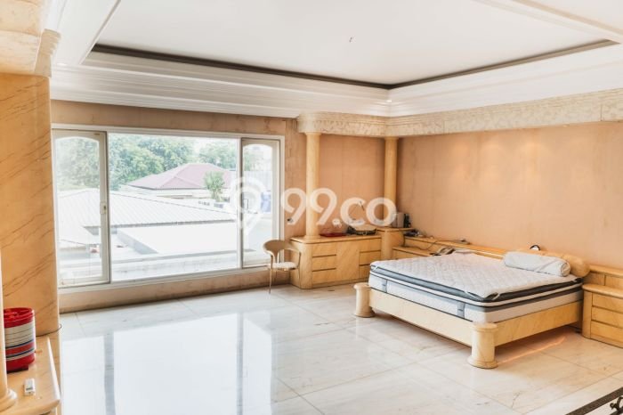 Jual Rumah Mewah Megah Dengan View Eksklusif di Pantai Indah Kapuk, Jakarta Utara Jual Rumah Mewah Megah Dengan View Eksklusif di Pantai Indah Kapuk, Jakarta Utara
