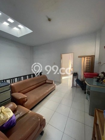 Rumah Luxury Modern Siap Huni di Jelambar Jakarta Barat Rumah Luxury Modern Siap Huni di Jelambar Jakarta Barat