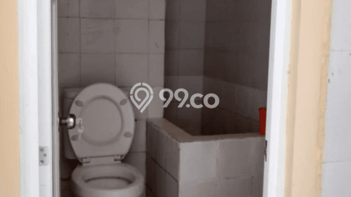 Ruko Dijual di Kuta LT 94m2, LB 193m2 untuk Investasi Ruko Dijual di Kuta LT 94m2, LB 193m2 untuk Investasi