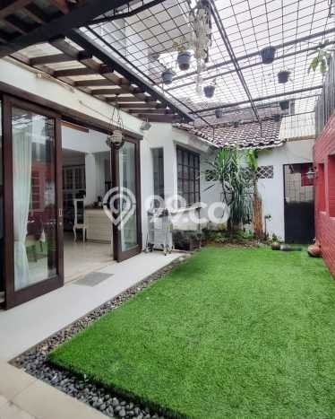 Jual Rumah Mewah Megah Dengan View Eksklusif di Bintaro, Tangerang Selatan Jual Rumah Mewah Megah Dengan View Eksklusif di Bintaro, Tangerang Selatan