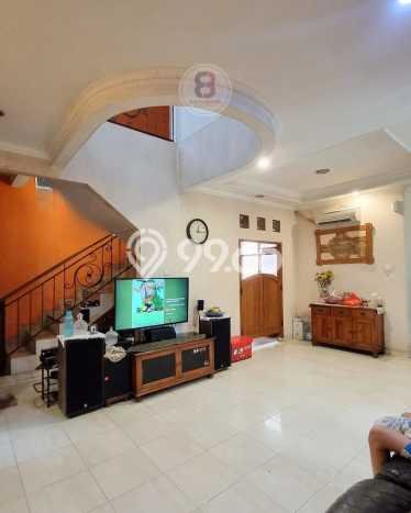 Ready to Use! Luxury House LT 225m2 Desain Elegan di Bintaro Ready to Use! Luxury House LT 225m2 Desain Elegan di Bintaro
