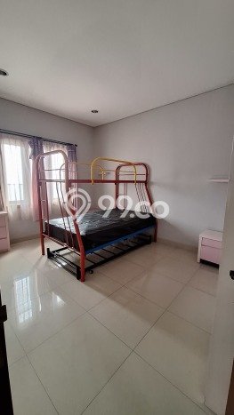 Disewakan! Rumah 4 Kamar Tidur &
3 Kamar Mandi di Alam Sutera, Tangerang Disewakan! Rumah 4 Kamar Tidur &
3 Kamar Mandi di Alam Sutera, Tangerang