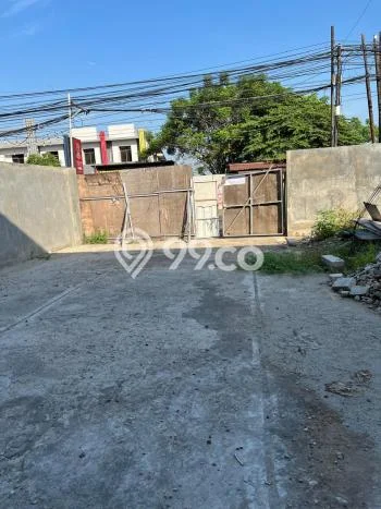 Unit Ruko disewakan di Karawaci Tangerang dengan LT 450m2 / LB 390m2 Unit Ruko disewakan di Karawaci Tangerang dengan LT 450m2 / LB 390m2