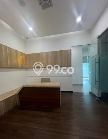 Kantor Disewa di Tangerang dengan LB 174m2 Area Komersial Ramai Kantor Disewa di Tangerang dengan LB 174m2 Area Komersial Ramai