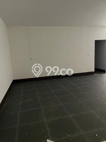 Unit Ruko disewakan di Karawaci Tangerang dengan LT 450m2 / LB 390m2 Unit Ruko disewakan di Karawaci Tangerang dengan LT 450m2 / LB 390m2