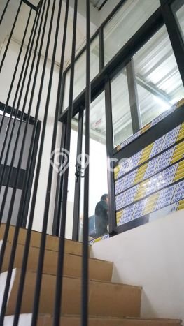 Komersial Bagus Dijual LB 350m2 Lokasi Strategis Tangerang Selatan Area Cocok untuk Bisnis Komersial Bagus Dijual LB 350m2 Lokasi Strategis Tangerang Selatan Area Cocok untuk Bisnis