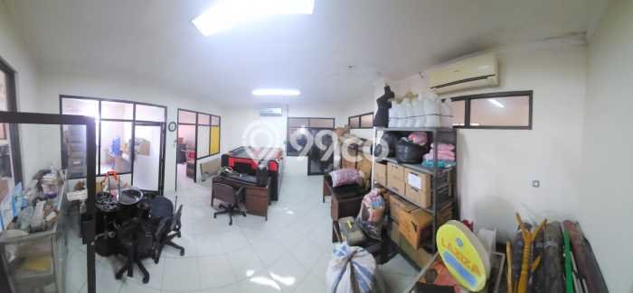 Gudang Bagus Dijual LB 644m2 Lokasi Strategis Jakarta Timur Area Cocok untuk Berbisnis Gudang Bagus Dijual LB 644m2 Lokasi Strategis Jakarta Timur Area Cocok untuk Berbisnis