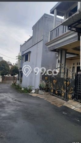 Dijual Hunian Rumah Terawat 5 Kamar di Bintara, Bekasi Dijual Hunian Rumah Terawat 5 Kamar di Bintara, Bekasi