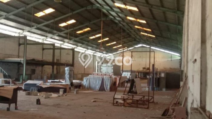 Unit Pabrik Dijual di Gempol Pasuruan Luas Tanah 7890m2, Luas Bangunan 1600m2 Unit Pabrik Dijual di Gempol Pasuruan Luas Tanah 7890m2, Luas Bangunan 1600m2