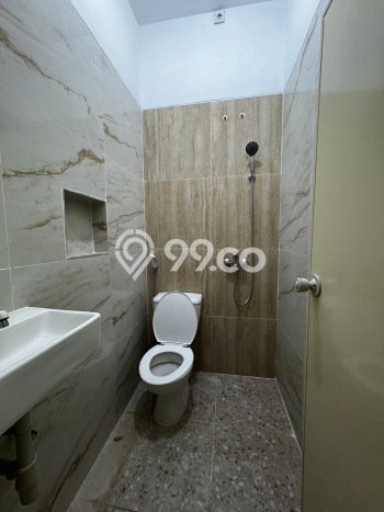 Rumah Modern 3 KT di Citraland Surabaya Unfurnished Rumah Modern 3 KT di Citraland Surabaya Unfurnished