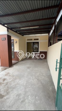 Rumah Modern Cantik 2 KT Bisa Langsung Pindah di Taman Rumah Modern Cantik 2 KT Bisa Langsung Pindah di Taman