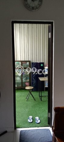 LOKASI PREMIUM! Ruko di Taman, Luas 36m2m², Mainroad, Area Komersial LOKASI PREMIUM! Ruko di Taman, Luas 36m2m², Mainroad, Area Komersial