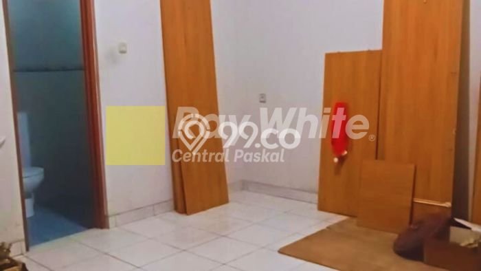 Ruko Dijual di Bandung LT 137m2 & LB 300m2 Lokasi Terbaik! Ruko Dijual di Bandung LT 137m2 & LB 300m2 Lokasi Terbaik!
