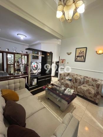 For Sale Rumah 3 Kamar Lokasi Ideal Bagus dan Strategis di Kiaracondong For Sale Rumah 3 Kamar Lokasi Ideal Bagus dan Strategis di Kiaracondong