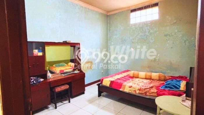 Ruko disewakan di Andir Bandung dengan luas bangunan 177m2 Ruko disewakan di Andir Bandung dengan luas bangunan 177m2