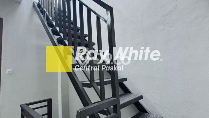 Disewakan Rumah Murah di Setra Duta Bandung dengan 6 KT Disewakan Rumah Murah di Setra Duta Bandung dengan 6 KT