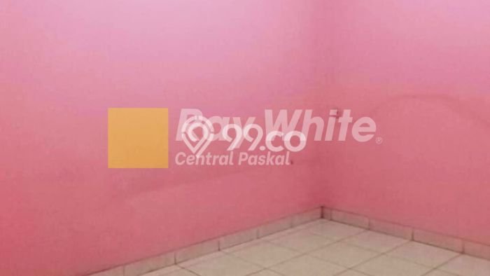 Ruko Dijual di Bandung LT 137m2 & LB 300m2 Lokasi Terbaik! Ruko Dijual di Bandung LT 137m2 & LB 300m2 Lokasi Terbaik!